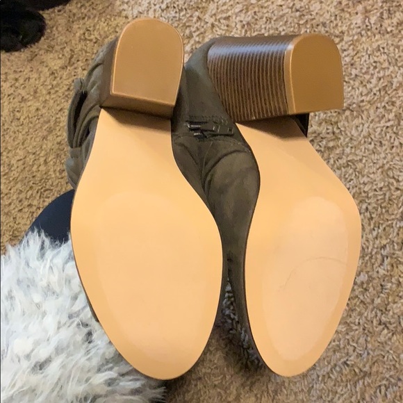 Grey booties - Picture 5 of 5